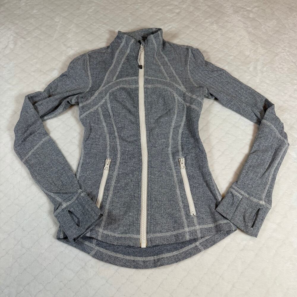 Lululemon Define Jacket in the rare Ghost Herringbone Excellent Condition Size 4
